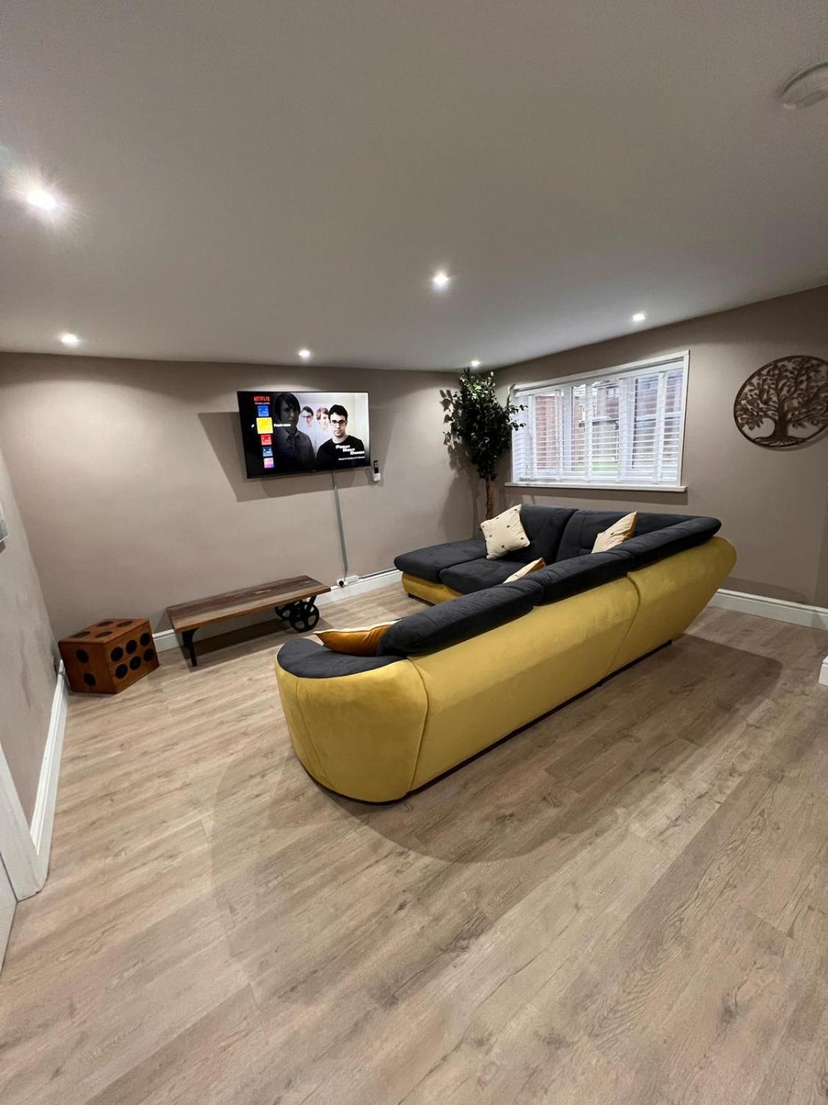Premier Inn Comfort Mattresses - Sleeps 6 Middleton  Exteriér fotografie